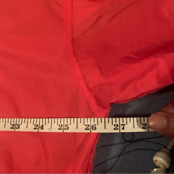 IZOD nylon pullover. Medium - Picture 5 of 6